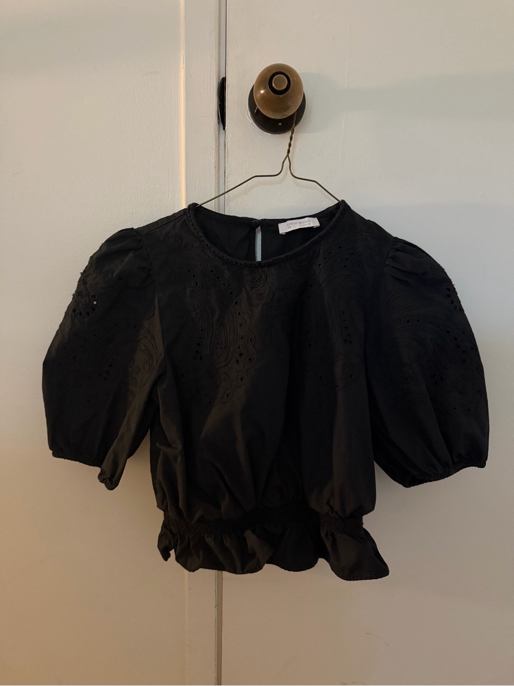 Aritzia Black Puff Sleeve Top